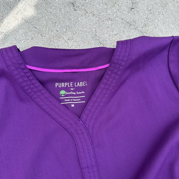 Purple Scrub Set Purple Heart Healing Hands Medium top/XS pants - Picture 2 of 3